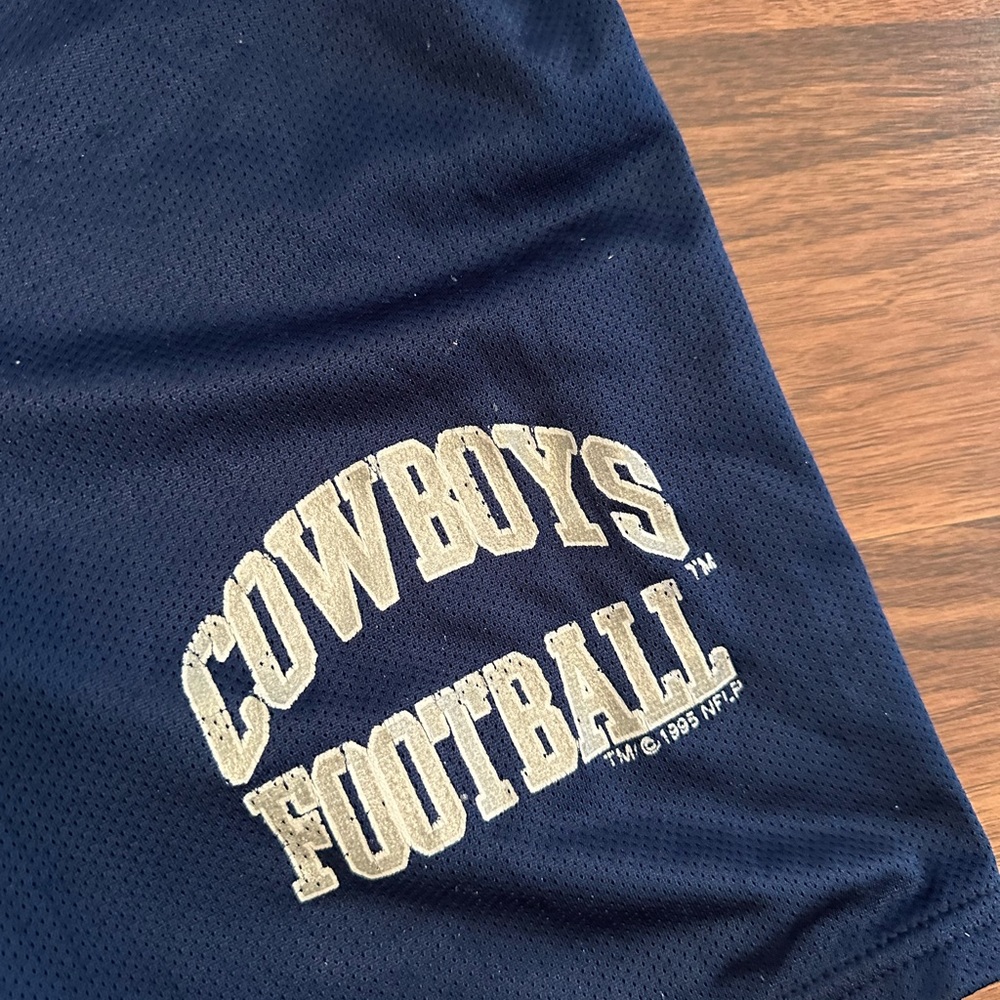 VTG 1995 LogoTech Dallas Cowboys Gym Shorts, Size: X-Large - Picture 5 of 10